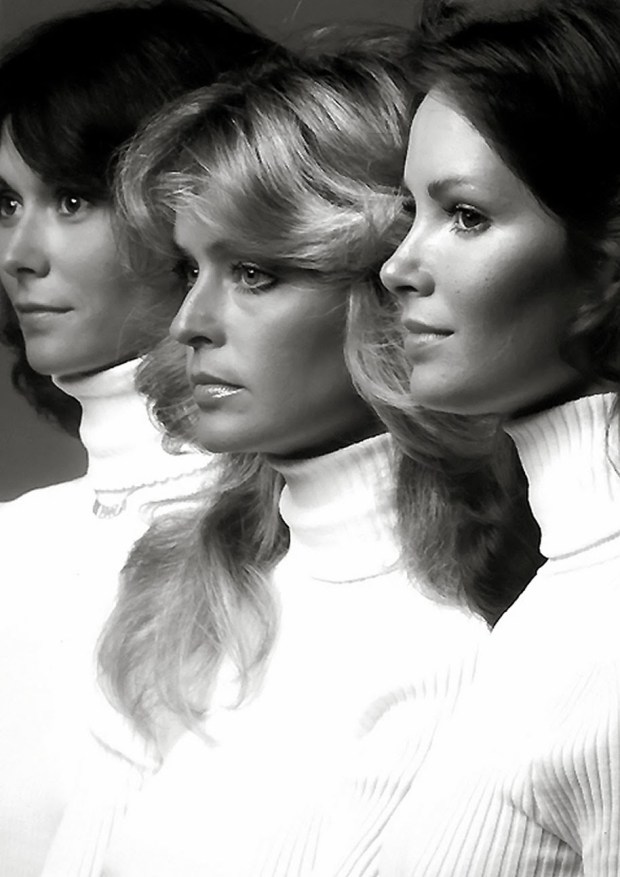 farrah-fawcett-kate-jackson-and-jaclyn-smith-of-charlies-angels-charlies-angels-1976