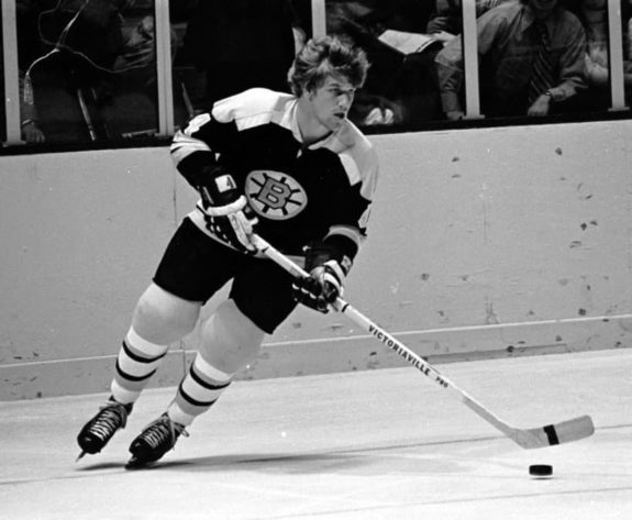Bobby-Orr-Bruins-575x473