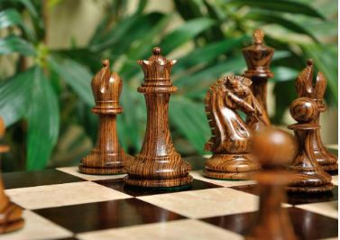 CamarattaSignatureSeriesCookeChessPieces11